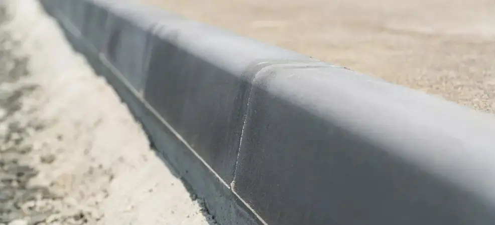Concrete Curbs